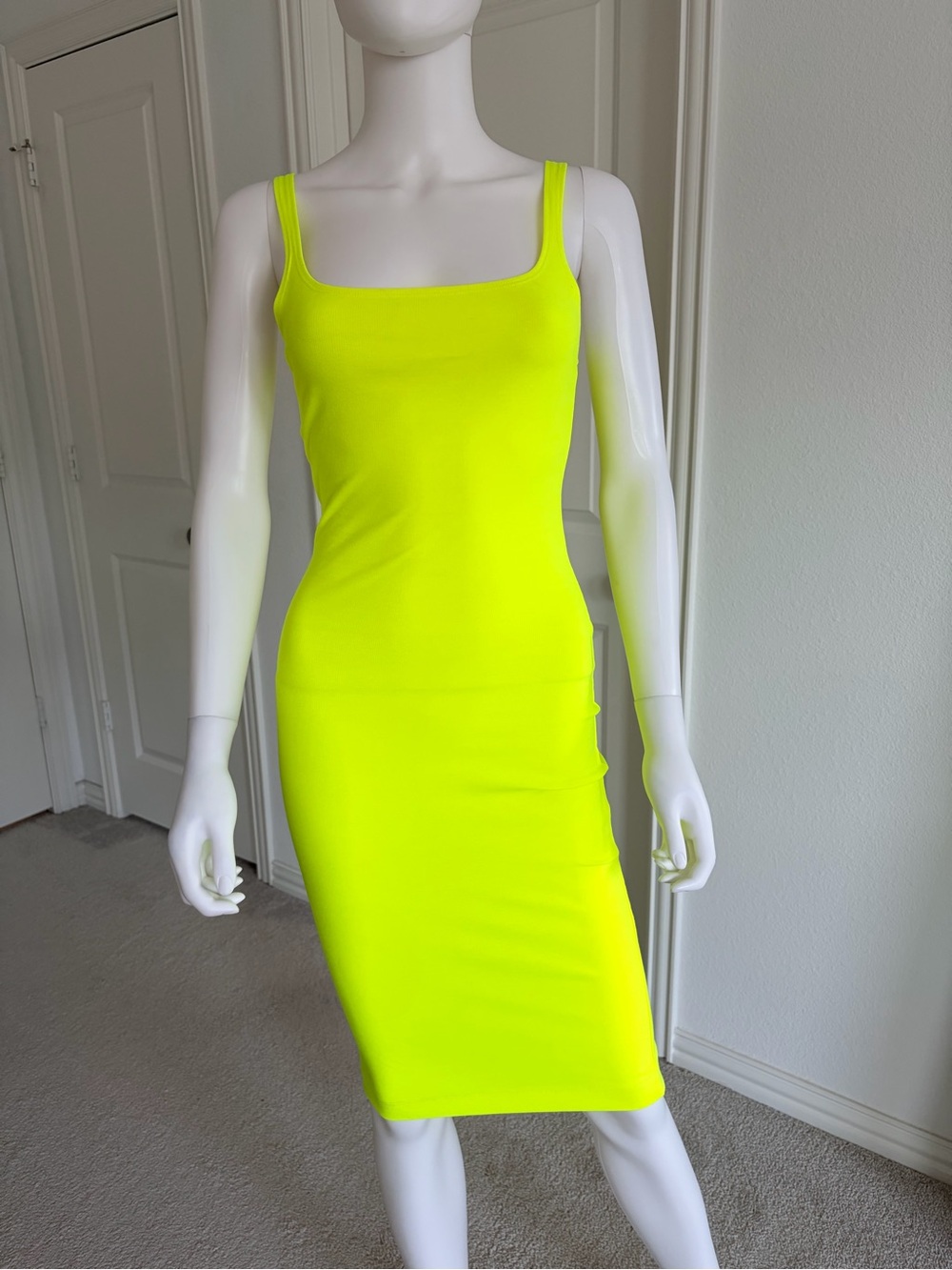 NWOT Zara Bodycon Tank Dress Vibrant Green Size Small - Picture 5 of 5